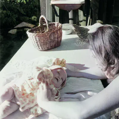 color/_DSF1960_CLR.jpg