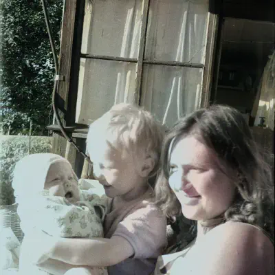 color/_DSF1972_CLR.jpg